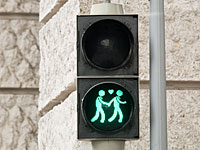 В преддверии гей-парада в Мюнхене устанавливают 