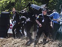 Нападение на премьер-министра Сербии Александра Вучича. Сребреница, 11.07.2015