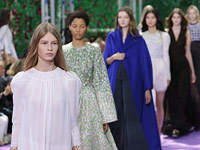 Софья Мечетнер на показе коллекции Dior в Париже. 6 июля 2015 года