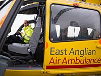 Принц Уильям начал работать пилотом 