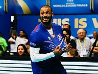 Самый ценный игрок Мировой лиги задержан полицией за избиение кондуктора