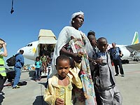 Глава МВД пообещал привезти в Израиль еще 7.000 эфиопских евреев