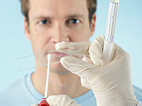 В Кувейте принят закон, обязывающий туристов, сдавать анализ ДНК при въезде в страну