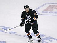 В США по подозрению в мошенничестве арестован бывший хоккеист сборной России