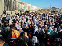 Праздничная проповедь в Аль-Аксе: свободу террористам и Мухаммаду Мурси