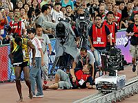 Китайский оператор сбил Усэйна Болта с ног (ВИДЕО)