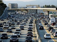 В США подали в суд на 10 автопроизводителей из-за 