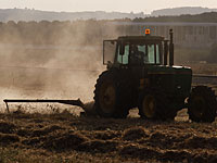 В Асира аль-Кабалии сожжен трактор. Арабы обвиняют в поджоге поселенцев