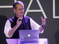 Профессор права Лоуренс Лессиг баллотируется в президенты США от Демократической партии