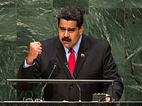 Венесуэла, население которой страдает от дефицита еды, готова принять 20.000 беженцев