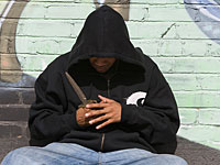 В окрестностях Парижа избит еврейский юноша: виновники – трое африканцев