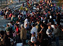 МИД Венгрии вызвал посла Австрии для разъяснений из-за спора о мигрантах