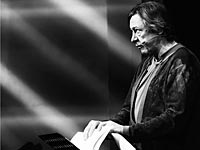 Михаил Ефремов в спектакле 