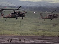Японский парламент одобрил закон о применении войск за границей впервые за 70 лет