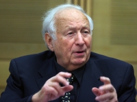 Умер бывший судья Верховного суда Мишаэль Хешин