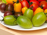 Яблоки и зеленые помидоры замедляют старение мышц