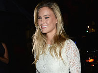 Свадьбу Бар Рафаэли сопровождают 