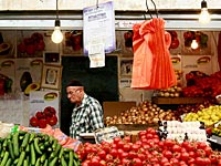 Причины нехватки продуктов в магазинах – плохая погода в августе и слишком много праздников