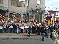 Акция в поддержку ввода российских войск в Сирию. Посольство Сирии в Москве, 1 октября 2015 года