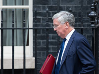 Минобороны Великобритании: только 1 из 20 ударов российской авиации в Сирии – по ИГ