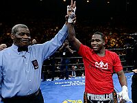 Бокс: Эдриен Бронер вновь стал чемпионом мира, нокаутировав Хабиба Аллахвердиева