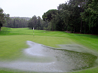 Число жертв наводнения во Франции возросло до 16