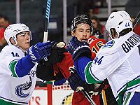 Панарин забил в первом матче в НХЛ.