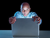 Египетская телезвезда призвала молодежь смотреть порно