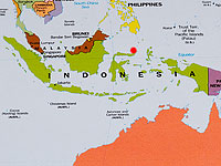 Пожар в караоке-баре индонезийского города Манадо, не менее 12 погибших