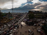 Мощное землетрясение в центральной Азии, погибли около 350 человек