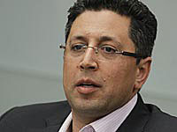 Мэр Цфата подал жалобу в полицию на незаконное прослушивание своего телефона