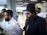 Раввин Пинто, приговоренный к году тюрьмы, вернулся в Израиль