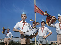 Президент РФ подписал указ, возрождающий пионерскую организацию