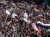 Вопреки обещанию, данному Израилю, в Хевроне террористов похоронили как героев