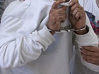Житель Бат-Яма задержан за развратные действия в отношении несовершеннолетних девочек