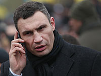 FEMEN требует остановить мэра Кличко – 