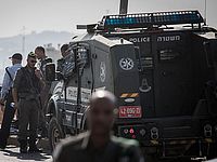 В Абу-Дисе араб попытался задавить пограничника