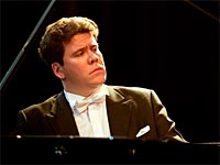 Пианист Денис Мацуев даст в Израиле три сольных концерта