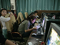 Юная китаянка бежала из дома и десять лет скиталась по интернет-кафе