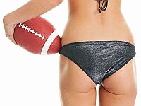 Регбистки Оксфордского университета разделись для благотворительного календаря