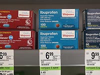 В России запретили госзакупки иностранных лекарств
