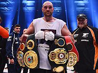 Тайсон Фьюри выполнил обещание: выбросил чемпионский пояс IBF  в унитаз