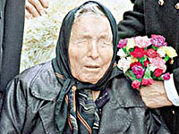 Ванга впервые привлекла к себе внимание в годы Второй мировой войны, когда она определяла местонахождение пропавших на войне людей, а также места их гибели и захоронения