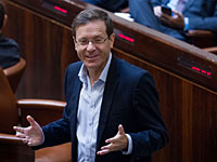 Заседание Кнессета прервано из-за стычки между Герцогом и Нетаниягу