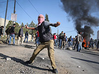 В Каландии произошли столкновения между израильскими военными и местными жителями