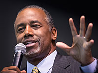 Кандидат в президенты США отменил визит в Израиль