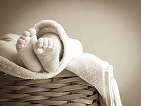 Иерусалимец пытался продать новорожденную дочь, чтобы рассчитаться с долгами