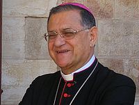 В Бейт-Лехеме забросали камнями машину латинского патриарха