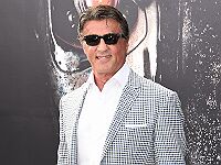 Сильвестр Сталлоне продал шлем Айртона Сенны и перчатки Мохаммеда Али