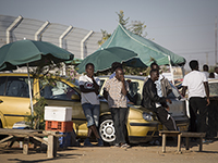 Магазины и рестораны, открытые рядом с лагерем 